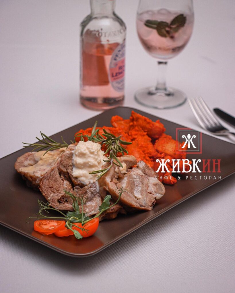 Neodoljivi ukusi domaće kuhinje. Novo u našoj ponudi - Rolovana jahnjetina.Dodjite i uživajte!